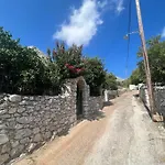 λαγκάδι μάνης Κοίτα