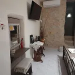 λαγκάδι μάνης *