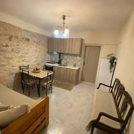 Lagkadi Manis Apartment