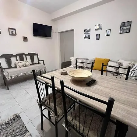 Lagkadi Manis Apartment Koita