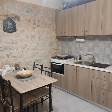 Lagkadi Manis Apartment Koita