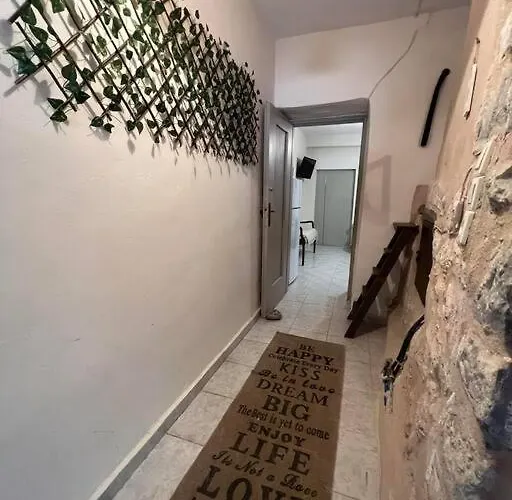 Lägenhet λαγκάδι μάνης *